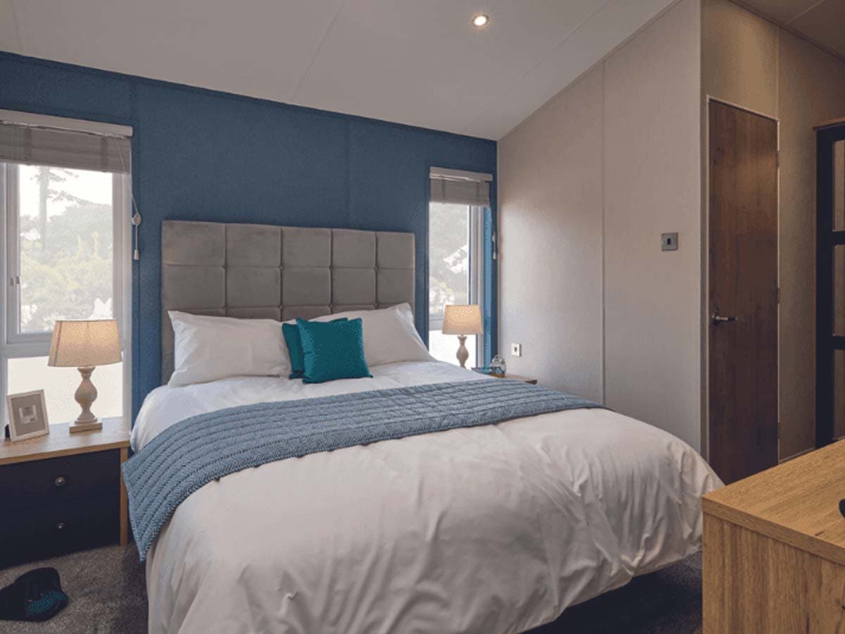 Willerby New Holland Bedroom (D) - Osea Leisure - Holiday Homes For Sale
